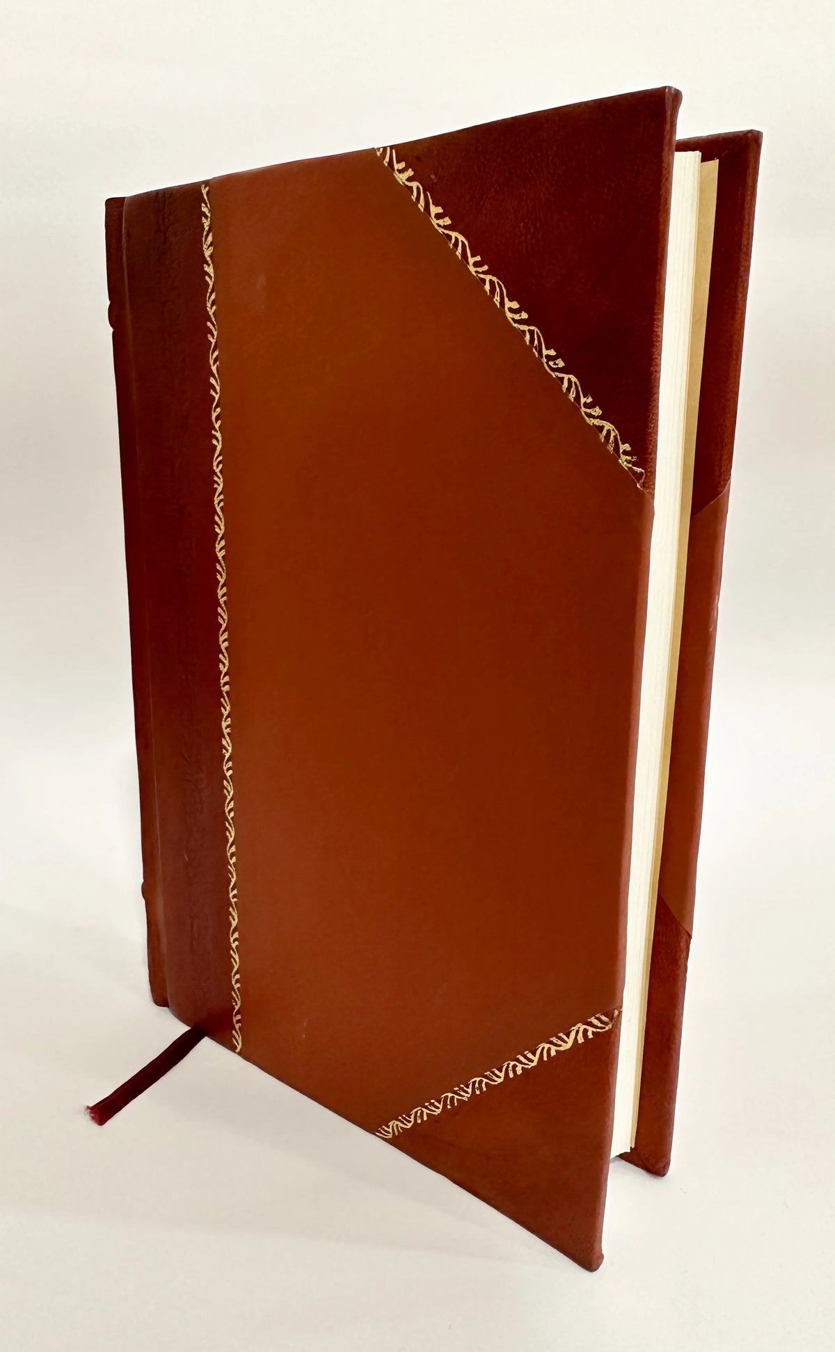 Observations of the Transit of Venus, December 5 and 6, 1882, Made at the Harvard College Observatory, Volume 18, Leather Bound B367