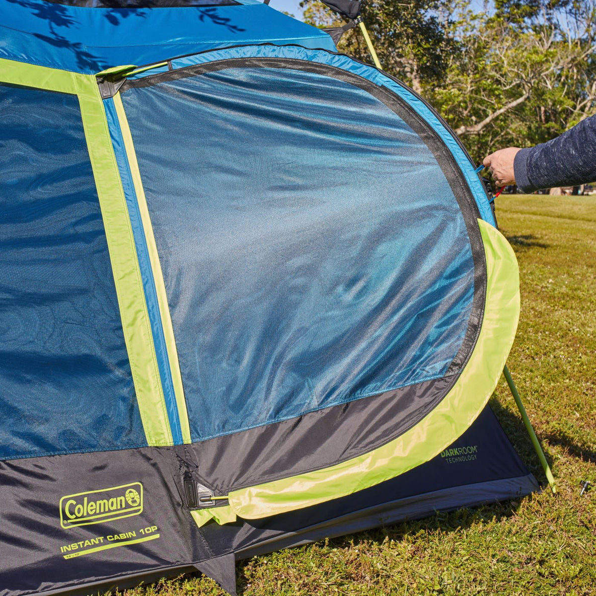 10-Person Cabin Camping Tent with Instant Setup K257