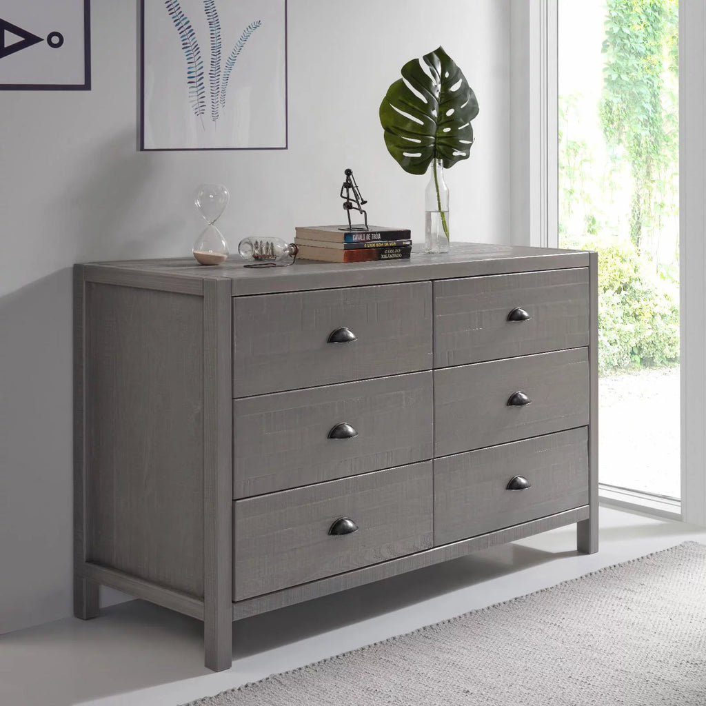 Six Drawer Dresser H462