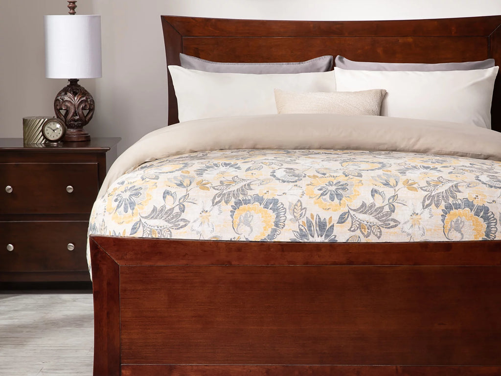Queen Wood Platform Bed Frame with Panel Headboard & Footboard K1998