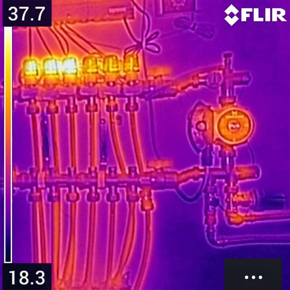 Compact Thermal Camera with Wi-Fi A64300