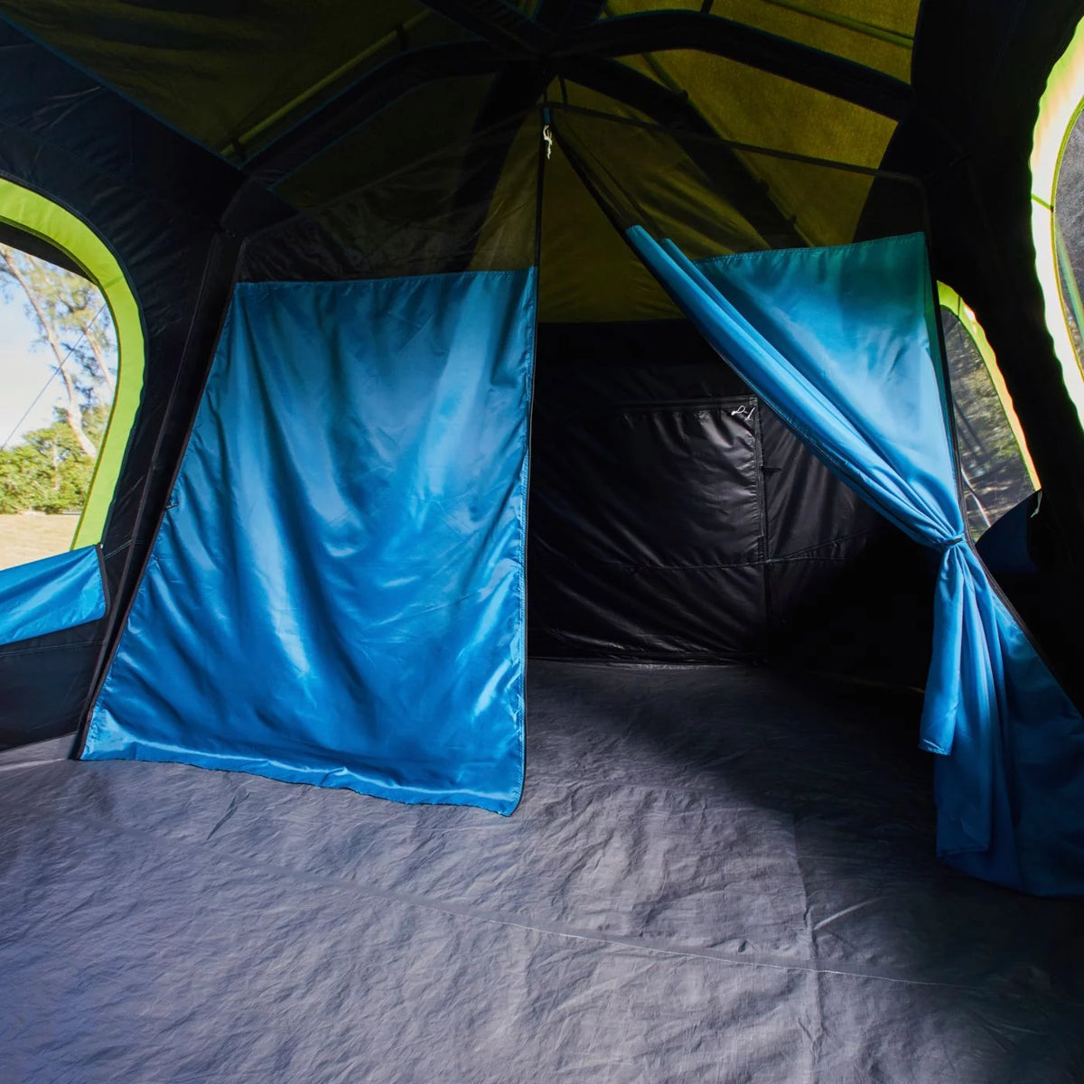 10-Person Cabin Camping Tent with Instant Setup K257